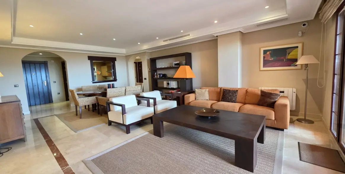 Venta de apartamento en planta baja en La Mairena 15
