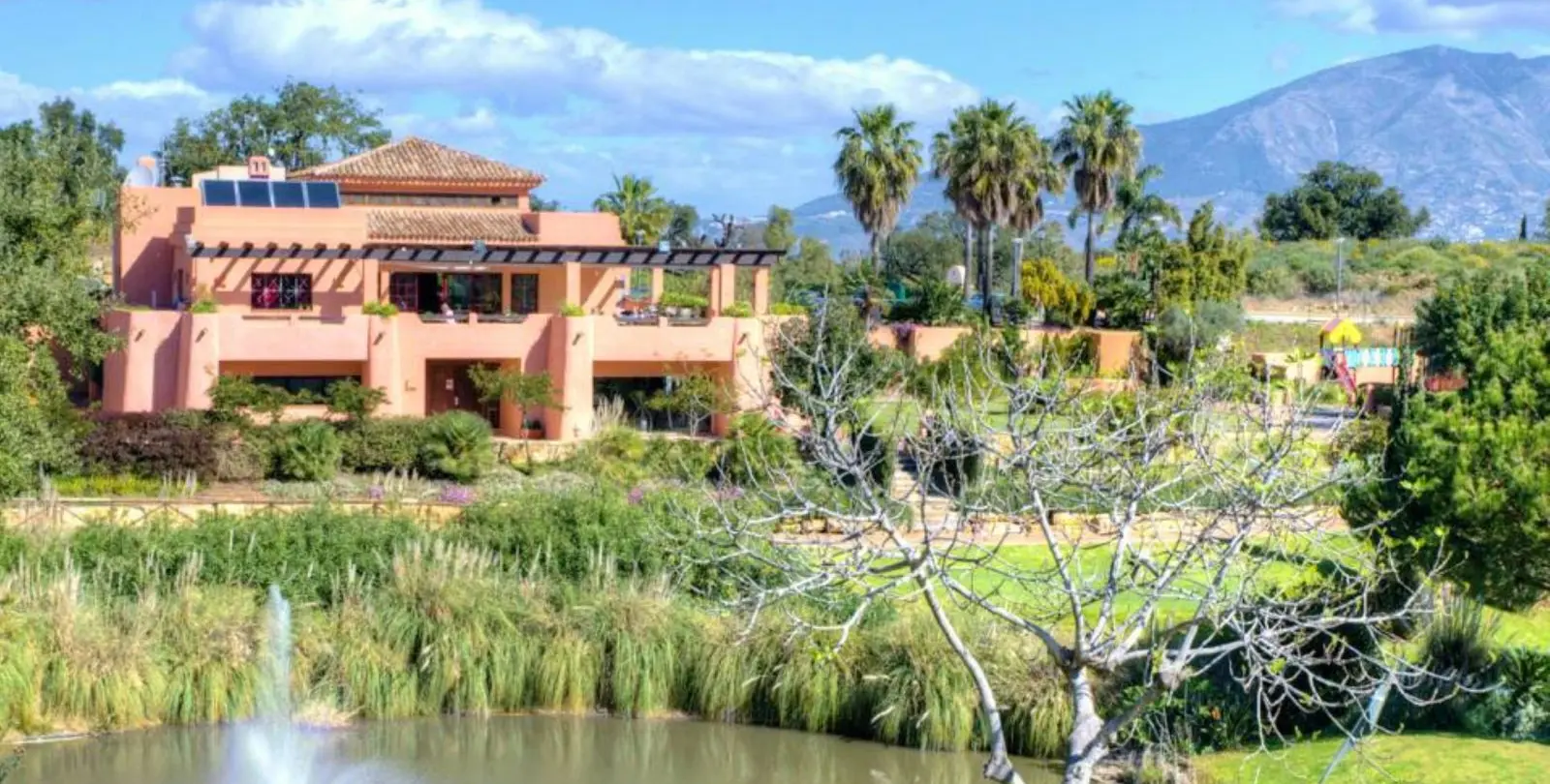 Sale of ground floor apartment in La Mairena 31