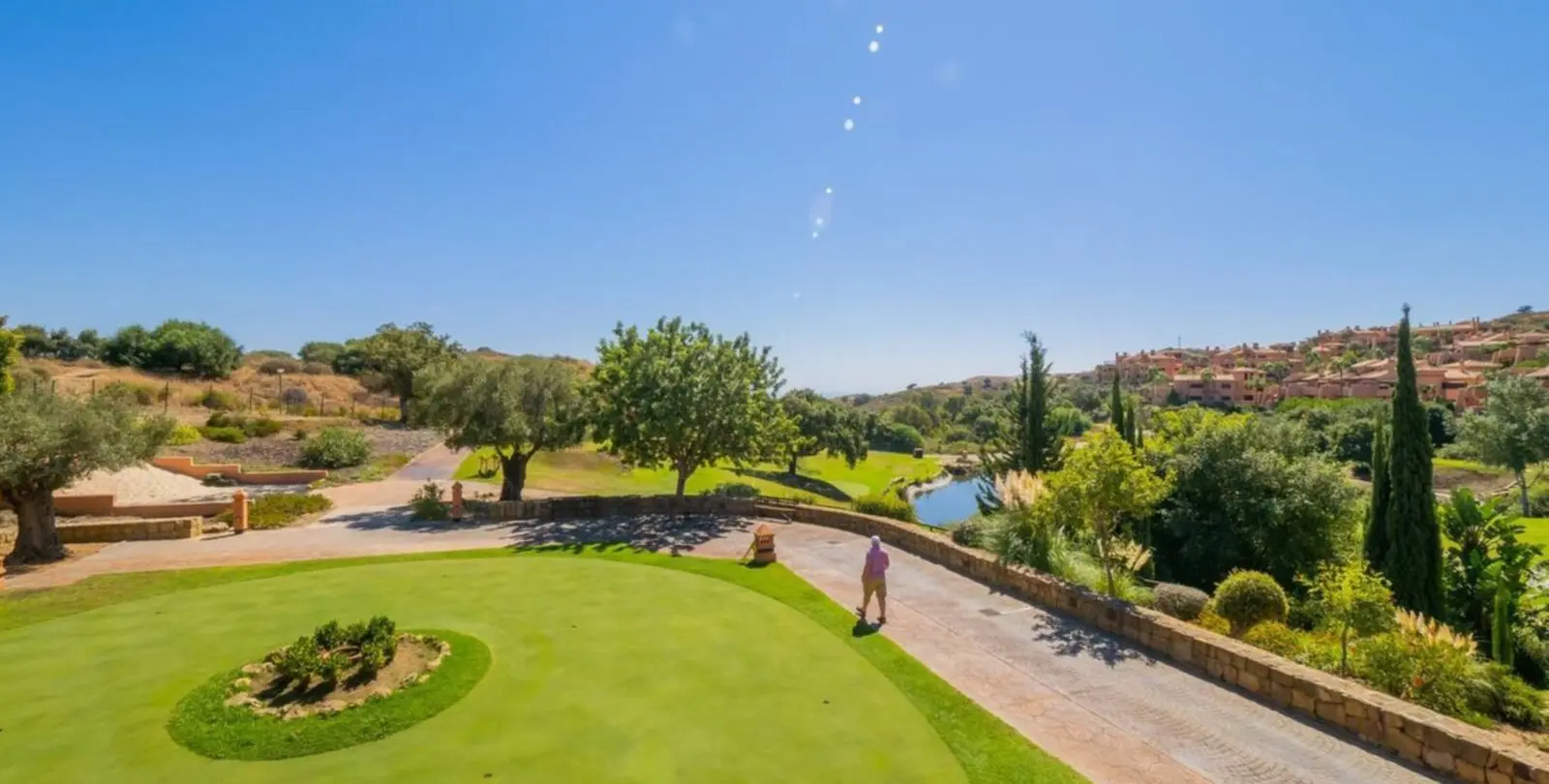 Sale of ground floor apartment in La Mairena 40
