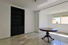 Image 25 thumb