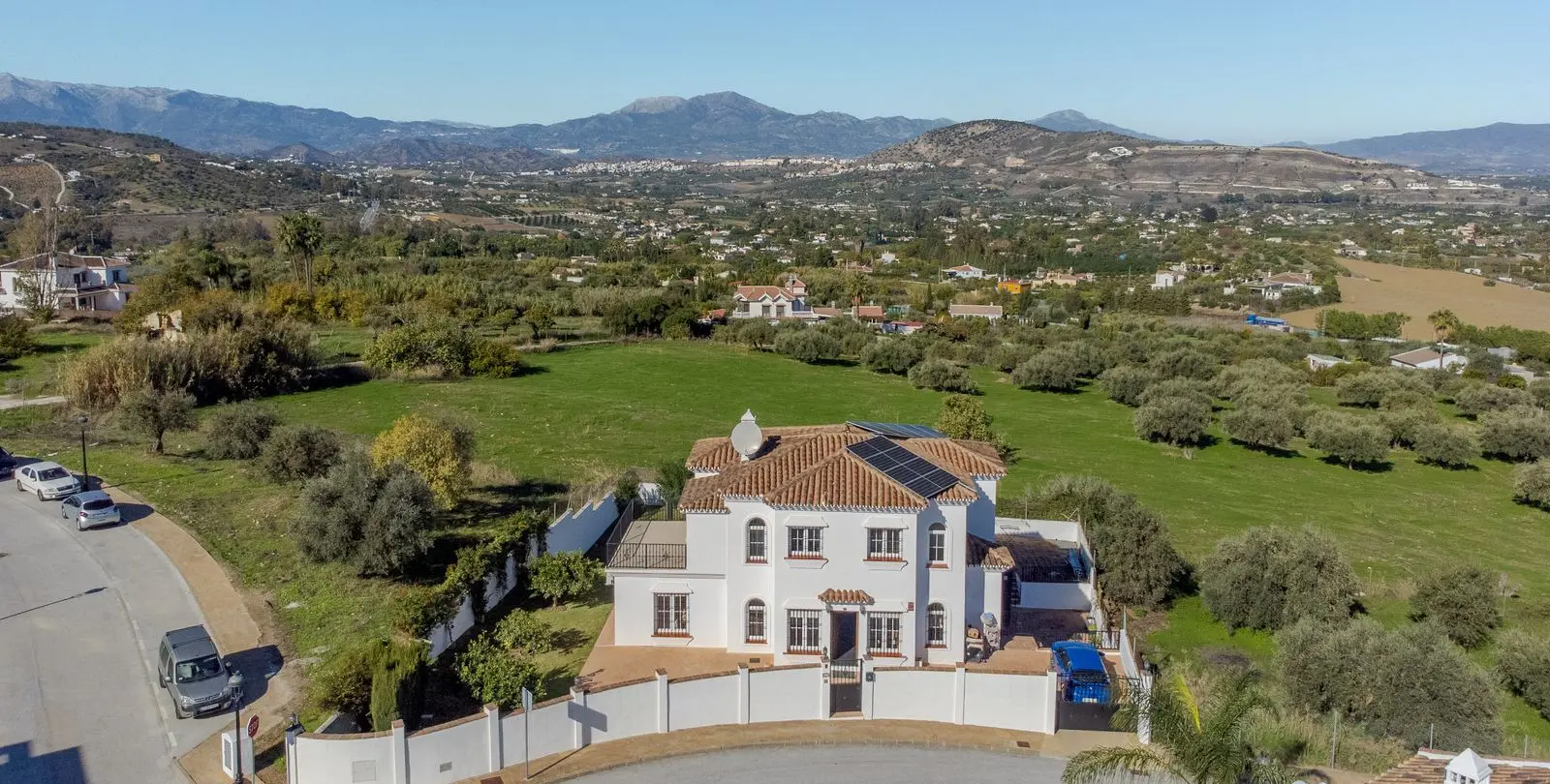 Sale of detached villa in Alhaurín el Grande 3