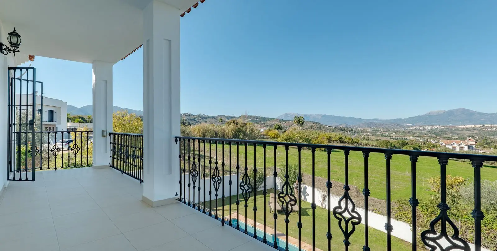 Sale of detached villa in Alhaurín el Grande 40