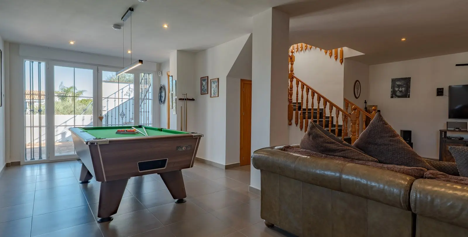 Sale of detached villa in Alhaurín el Grande 45