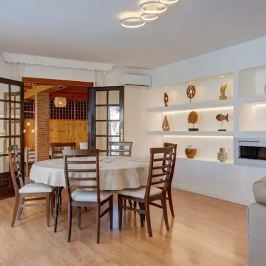 Venta de villa independiente en Los Pacos
