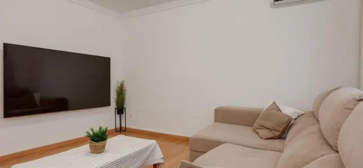 Venta de villa independiente en Los Pacos 3