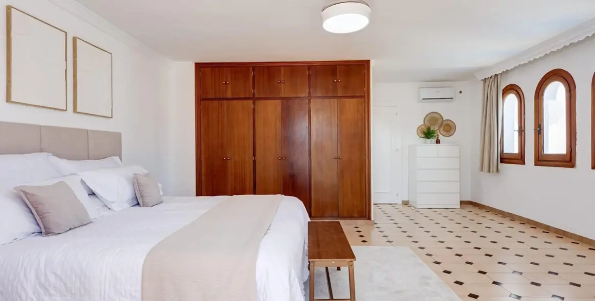 Venta de villa independiente en Los Pacos 15