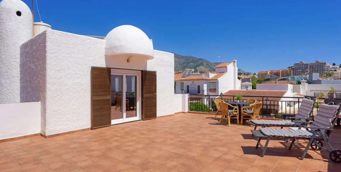 Venta de villa independiente en Los Pacos 17