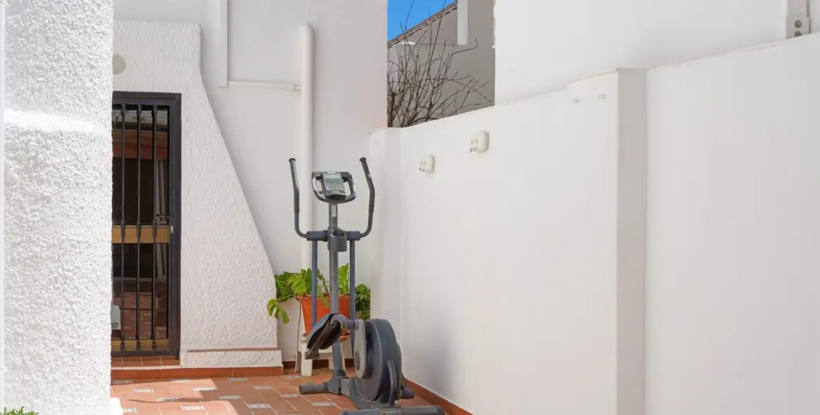 Venta de villa independiente en Los Pacos 24