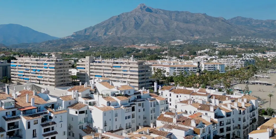 Venta de ático en Puerto Banús 45