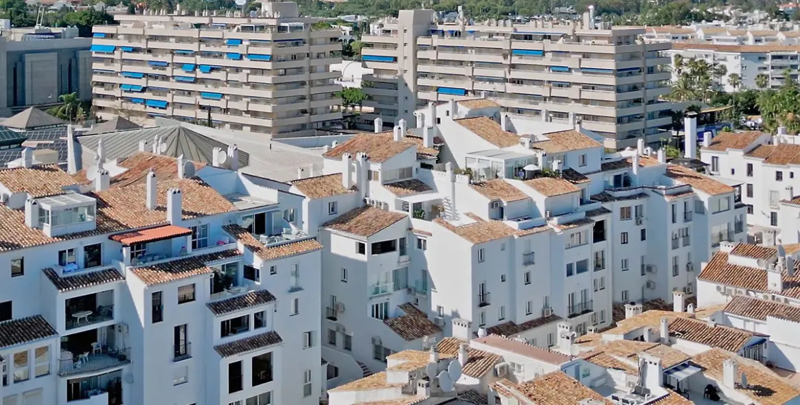 Venta de ático en Puerto Banús 48