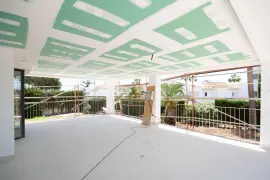 Image 4 thumb