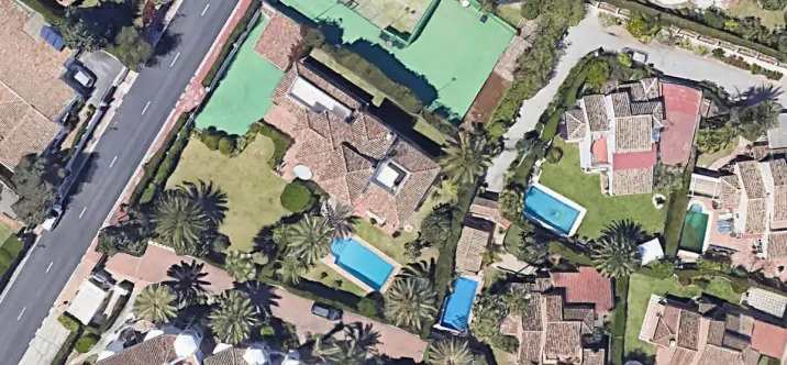 Venta de villa independiente en Elviria 4