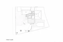 Image 9 thumb