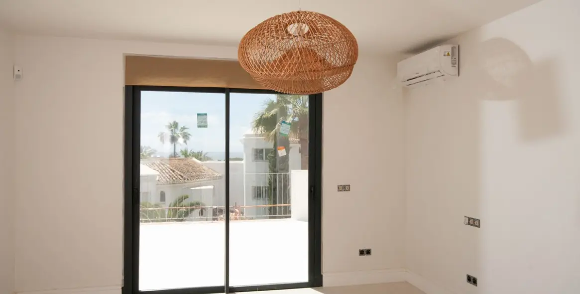 Venta de villa independiente en Elviria 16