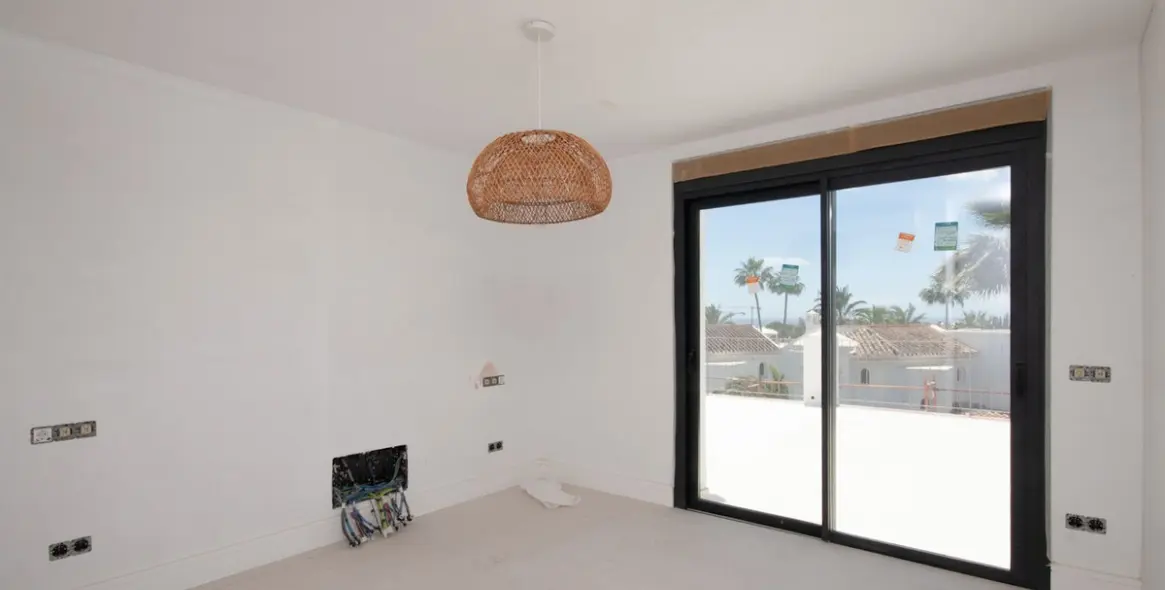 Venta de villa independiente en Elviria 21