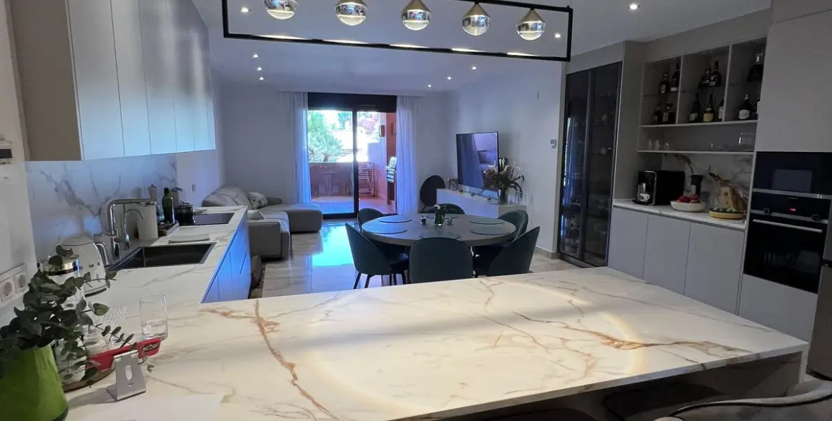 Short-term rent of ground floor apartment in Estepona 4
