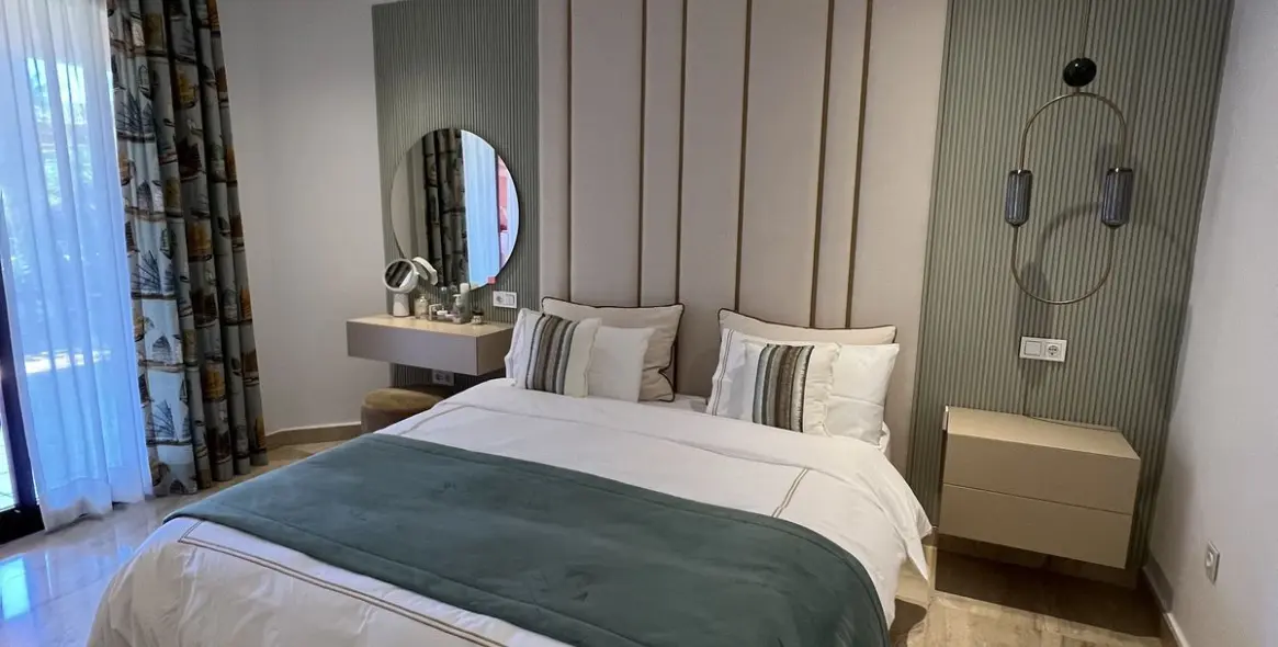 Short-term rent of ground floor apartment in Estepona 5