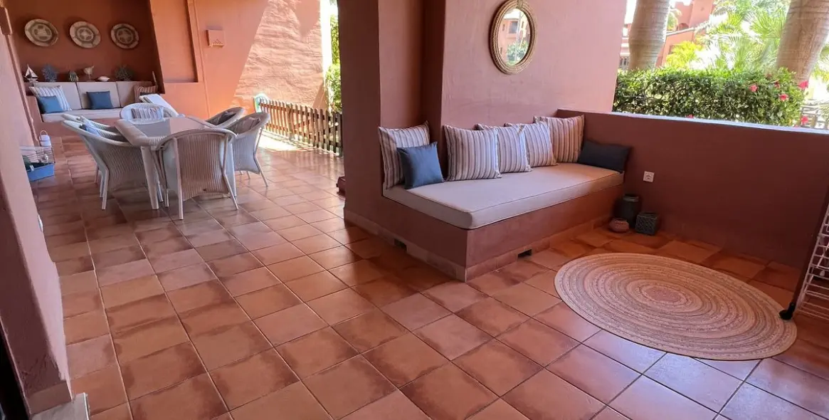 Short-term rent of ground floor apartment in Estepona 29