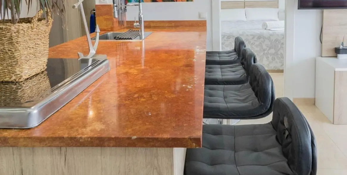Sale of middle floor apartment in Benalmadena Costa 18