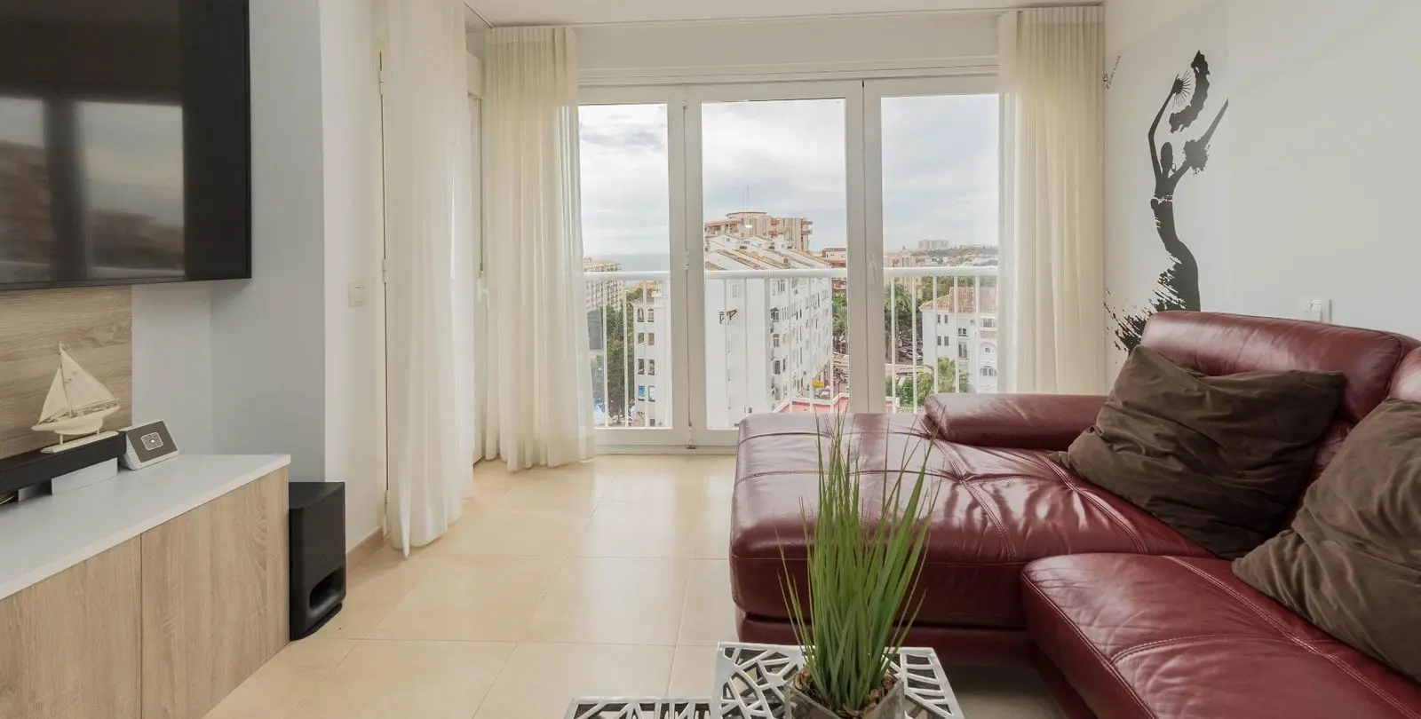 Продажа апартаментов на среднем этаже в Benalmadena Costa 1