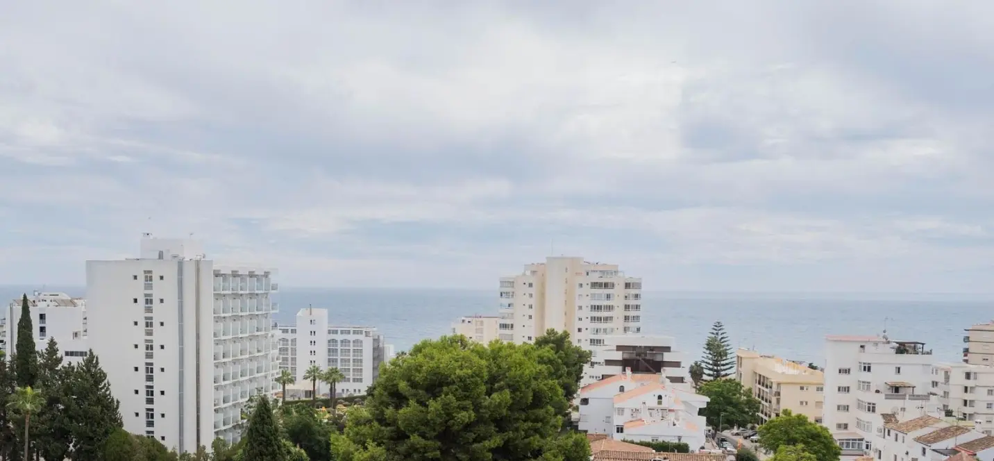 Продажа апартаментов на среднем этаже в Benalmadena Costa 3