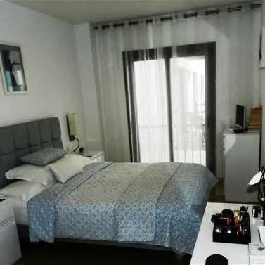 Sale of middle floor apartment in La Duquesa