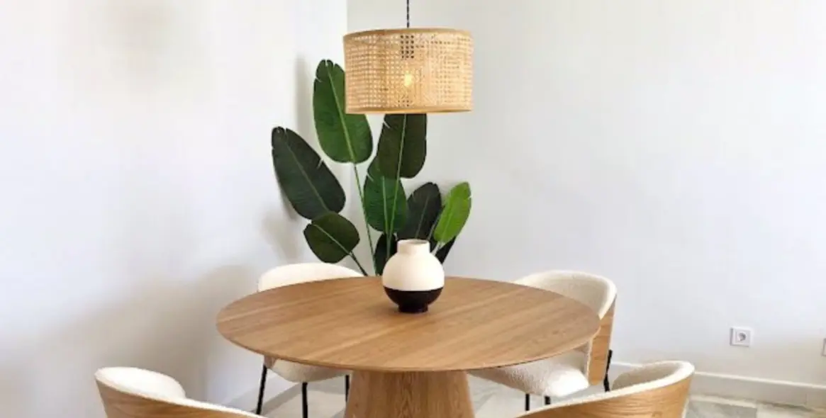 Venta de apartamento en planta media en Estepona 7