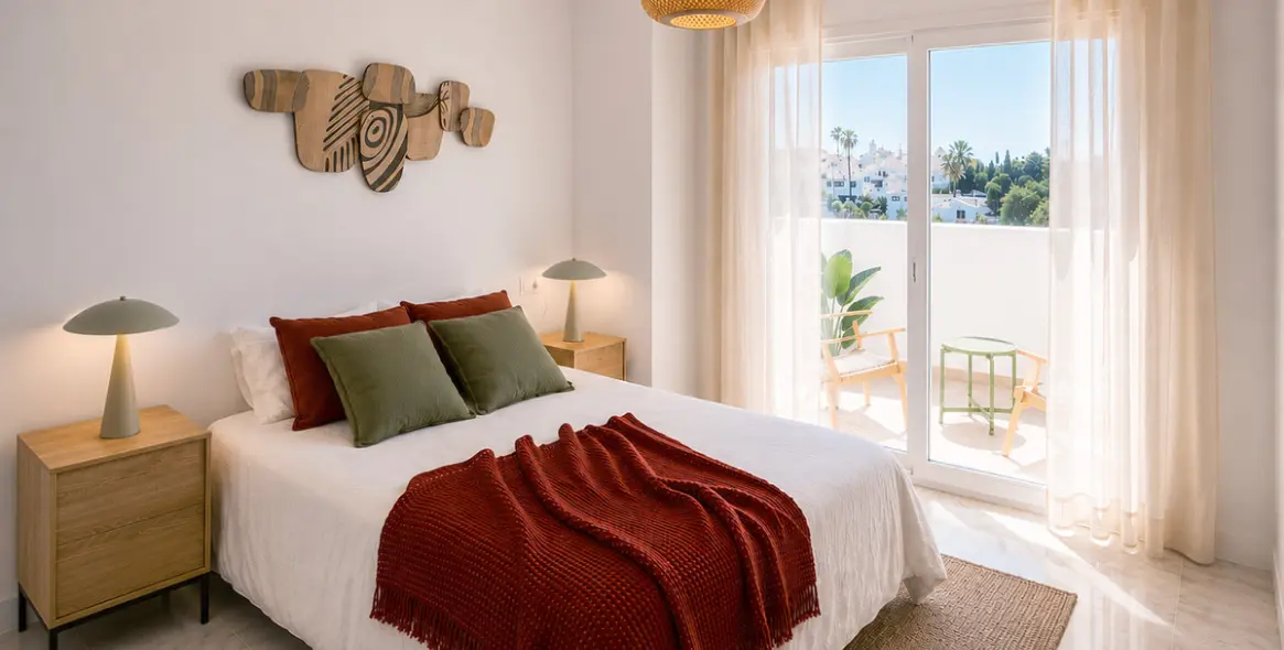Venta de apartamento en planta media en Estepona 31