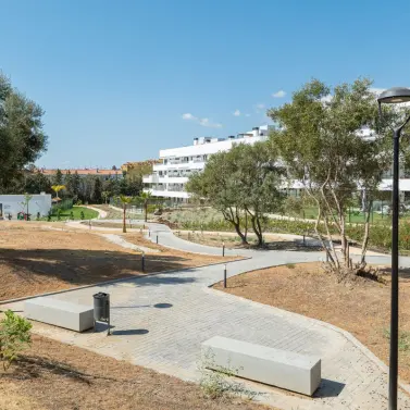 Продажа апартаментов на первом этаже в Estepona