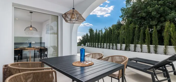 Venta de casa pareada en Istán 2