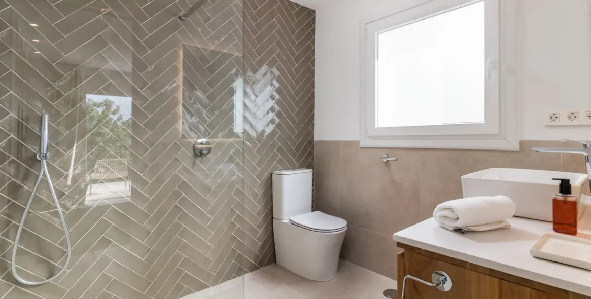 Venta de casa pareada en Istán 10