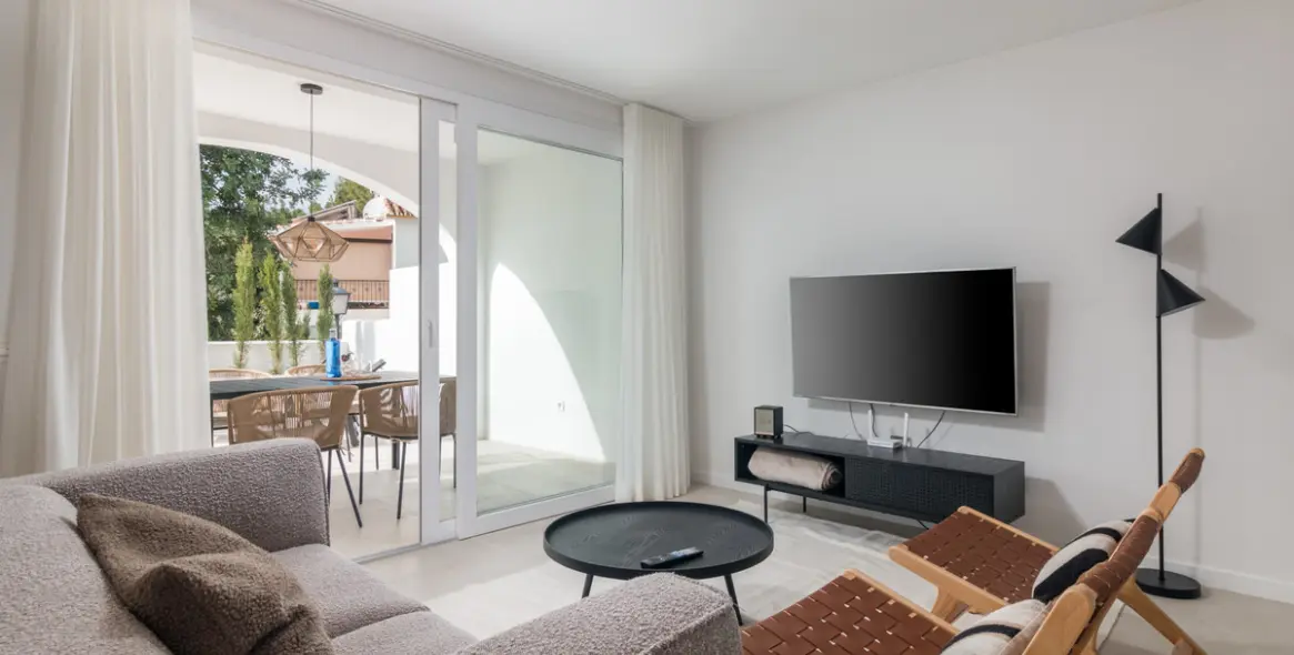 Venta de casa pareada en Istán 18