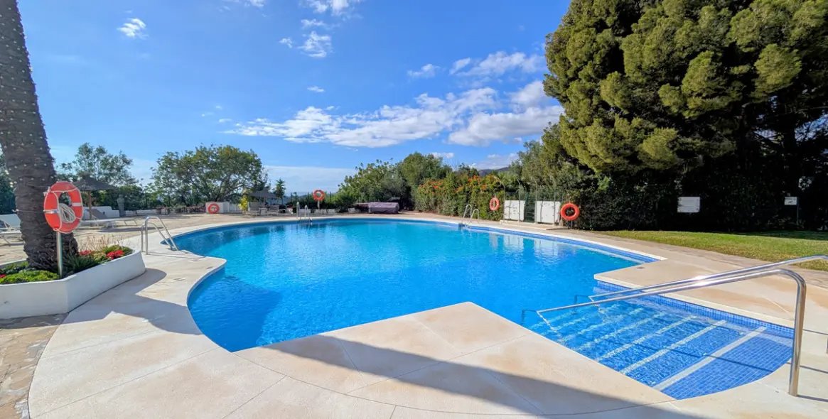 Venta de casa pareada en Istán 21