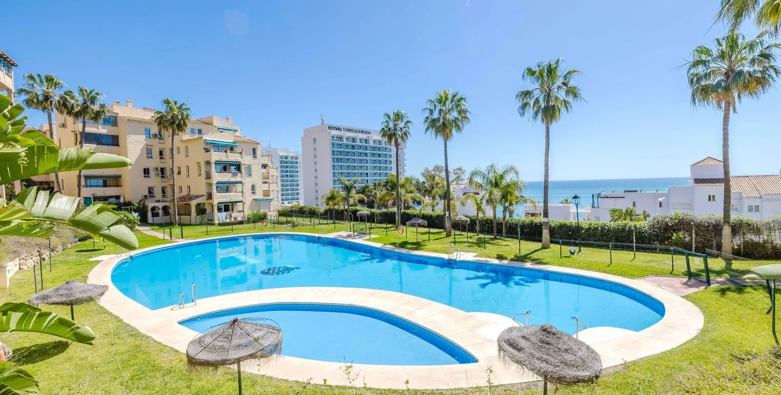 Venta de apartamento en planta media en Benalmadena 3