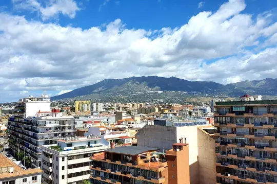 Image 4 thumb