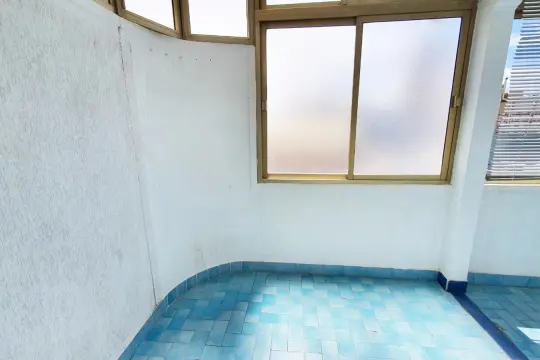 Image 7 thumb
