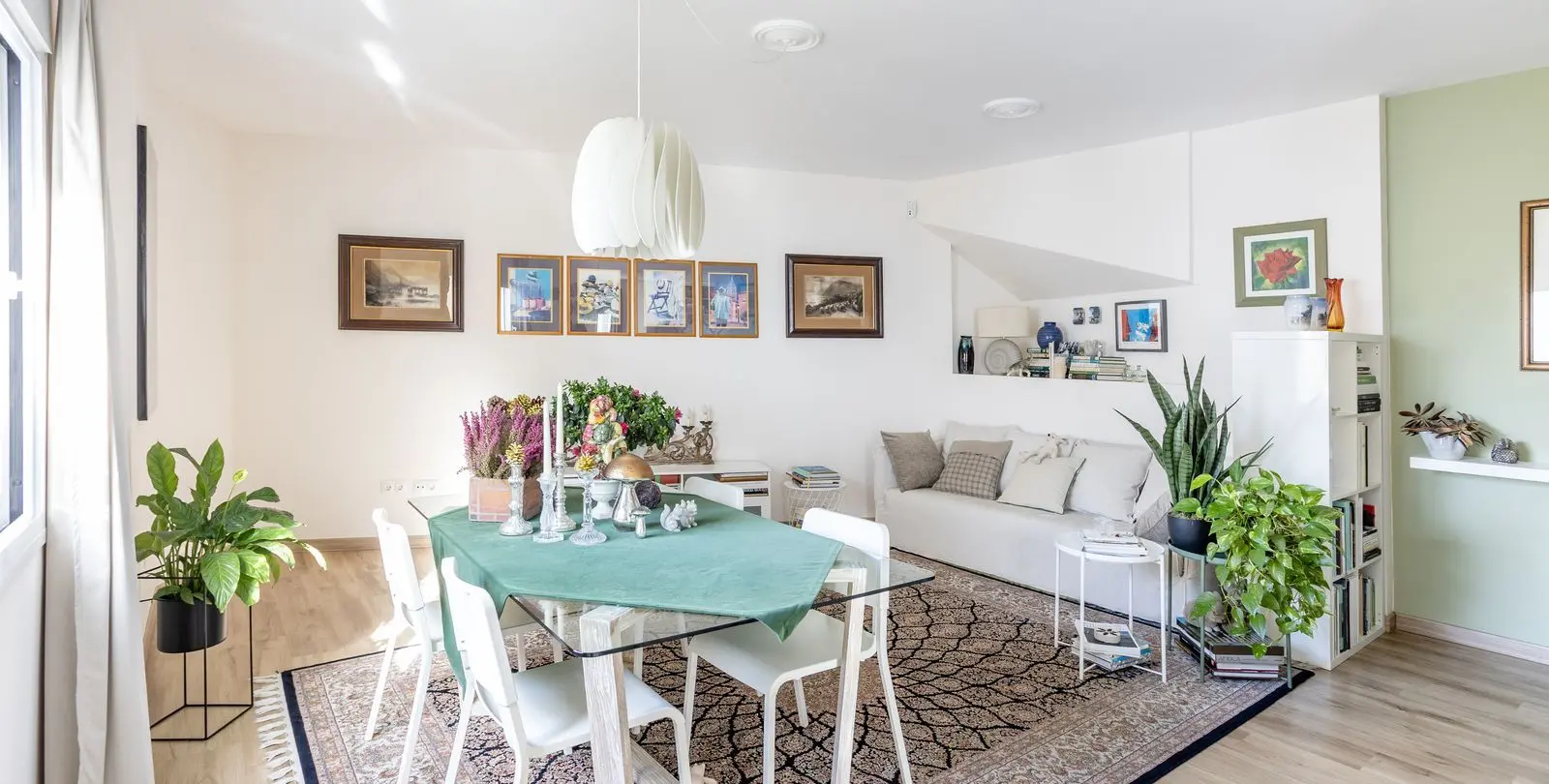 Sale of middle floor apartment in Nueva Andalucía 4