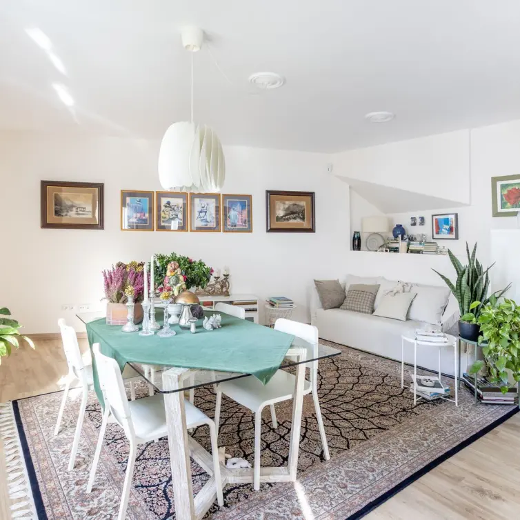 Venta de apartamento en planta media en Nueva Andalucía
