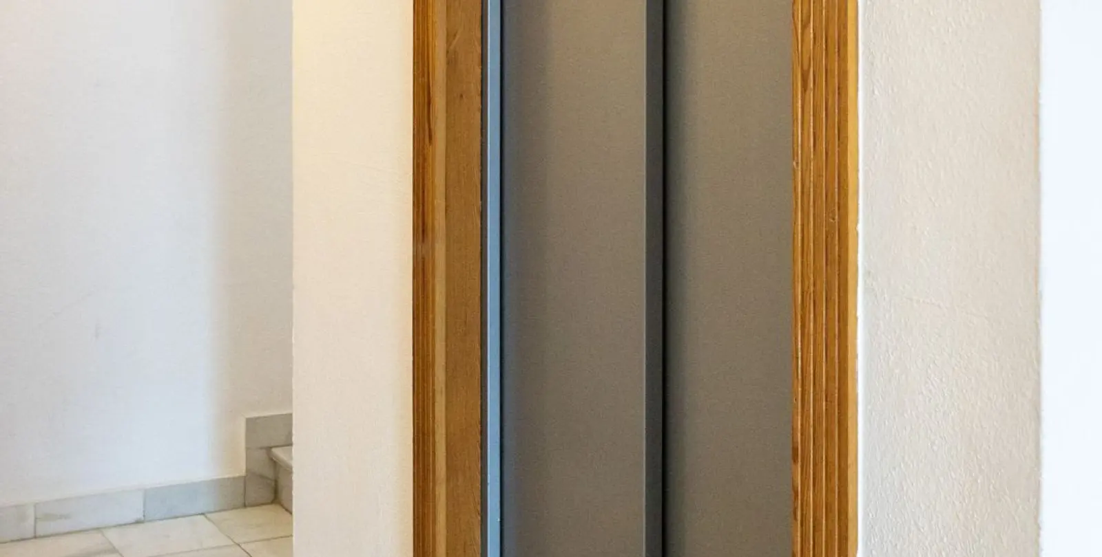 Sale of middle floor apartment in Nueva Andalucía 25
