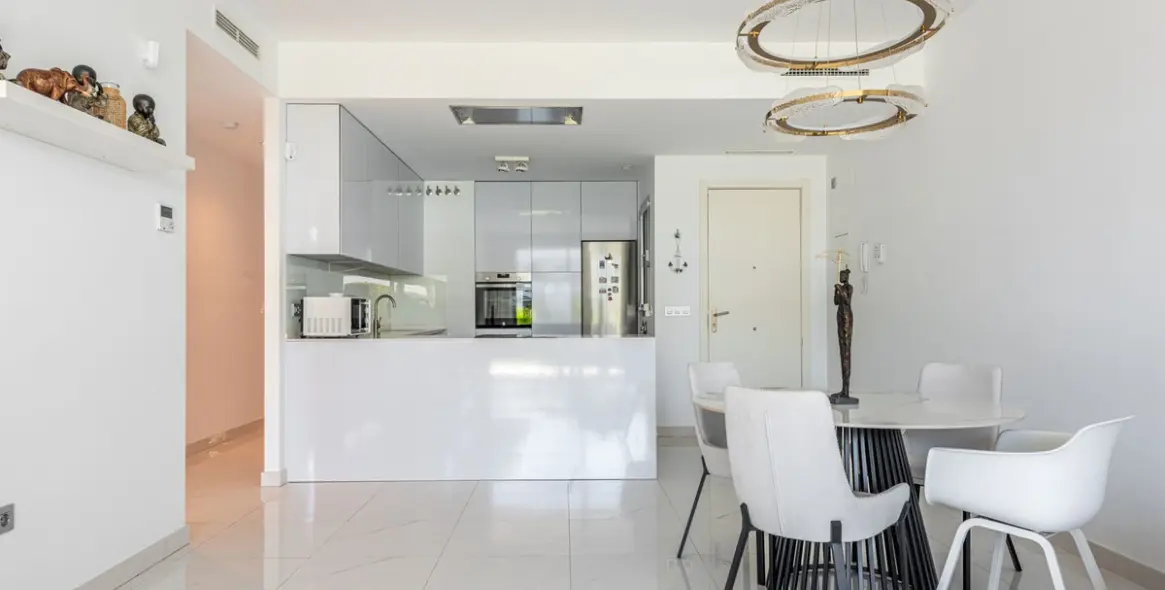Sale of ground floor apartment in Bel Air 6