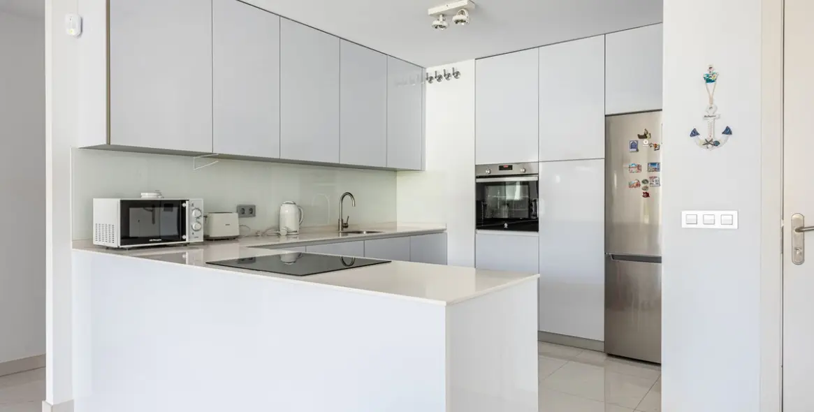 Sale of ground floor apartment in Bel Air 8