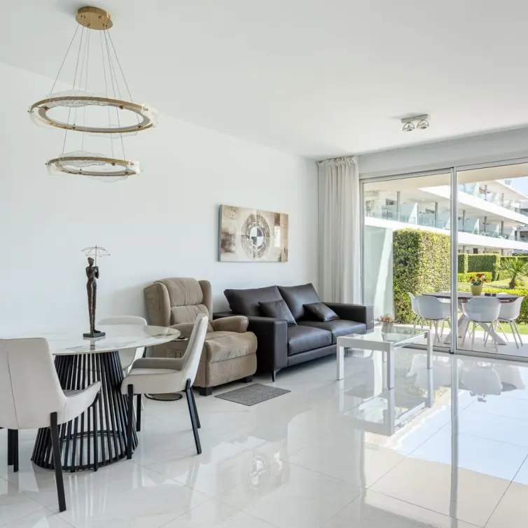 Sale of ground floor apartment in Bel Air