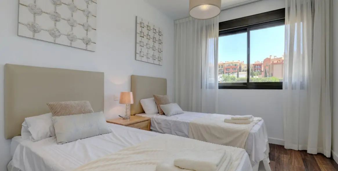 Sale of townhouse in Manilva 10