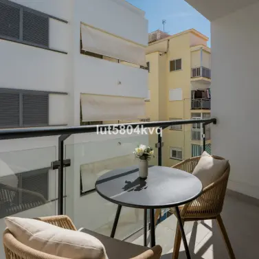 Продажа апартаментов на среднем этаже в Estepona