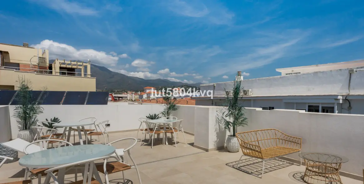 Продажа апартаментов на среднем этаже в Estepona 48