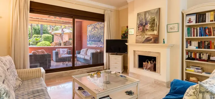 Sale of ground floor apartment in Guadalmina Baja 2