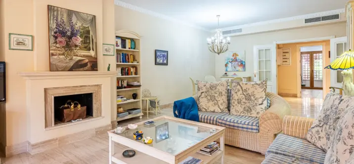 Sale of ground floor apartment in Guadalmina Baja 4