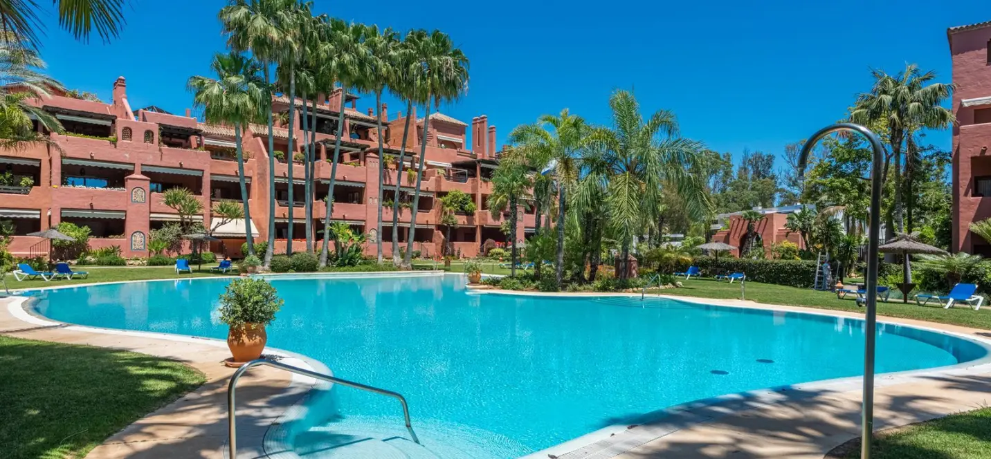 Sale of ground floor apartment in Guadalmina Baja 0