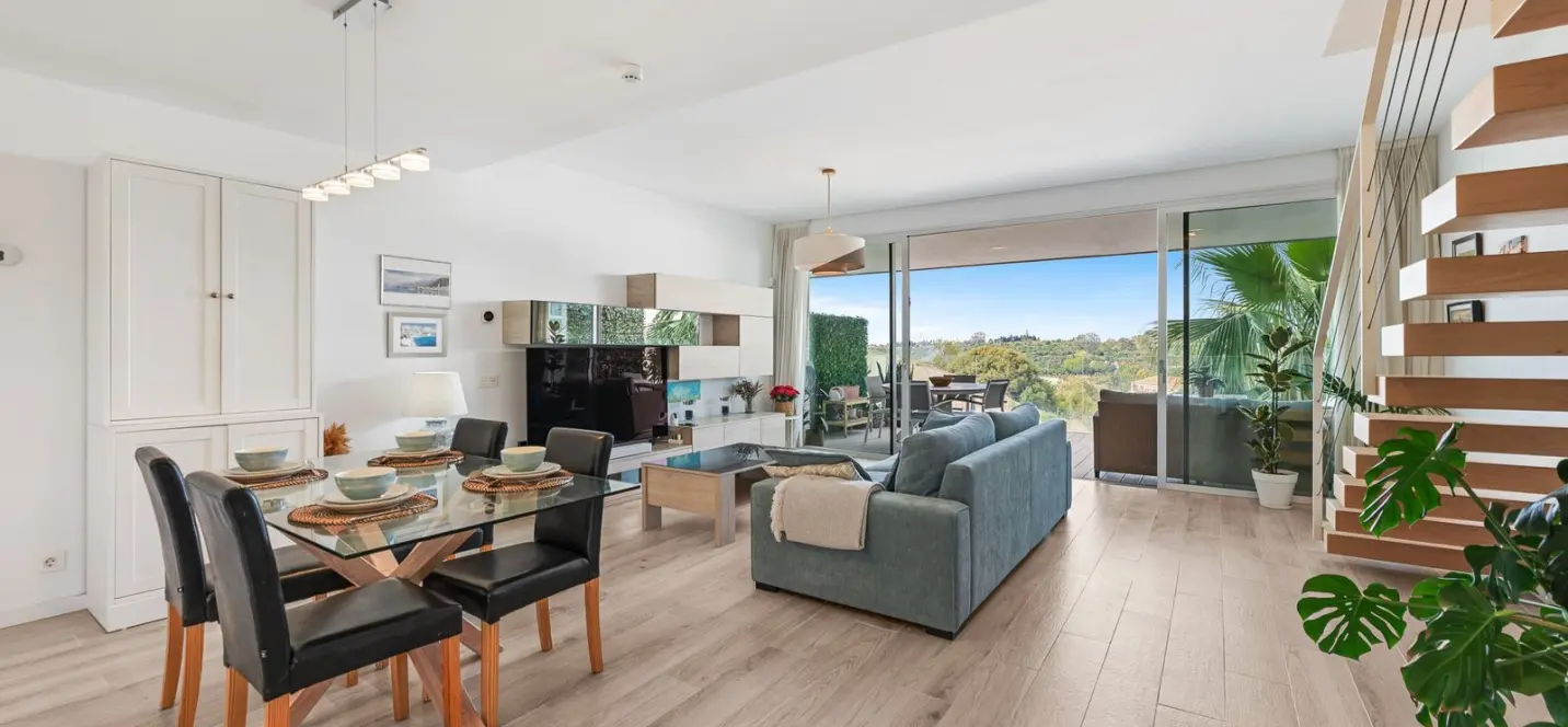 Sale of townhouse in Cancelada 1