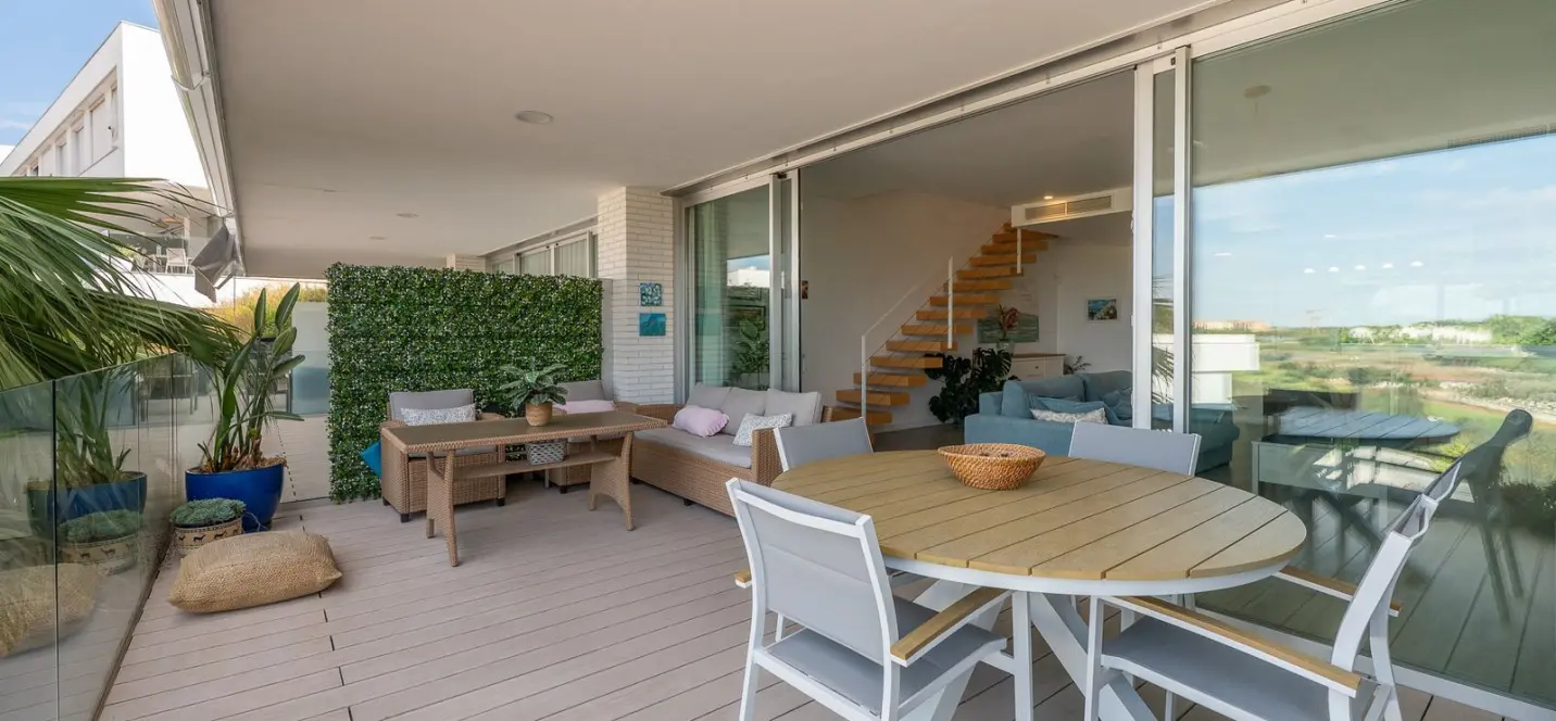 Sale of townhouse in Cancelada 3